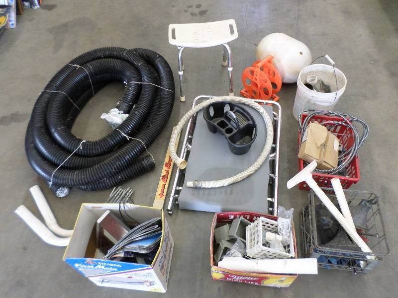 lot 94 image: Pallet Lot Misc Hardware, Drain Pi...