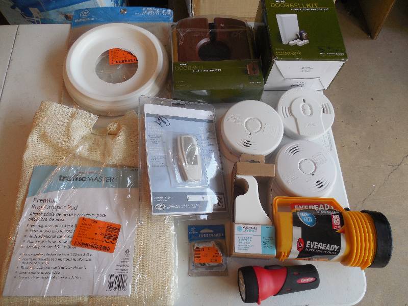 Miscellaneous Lot of door bells  smoke alarms