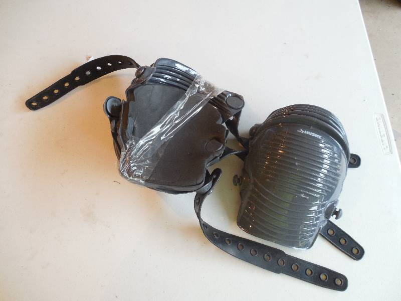 HUSKY Foam knee Pads