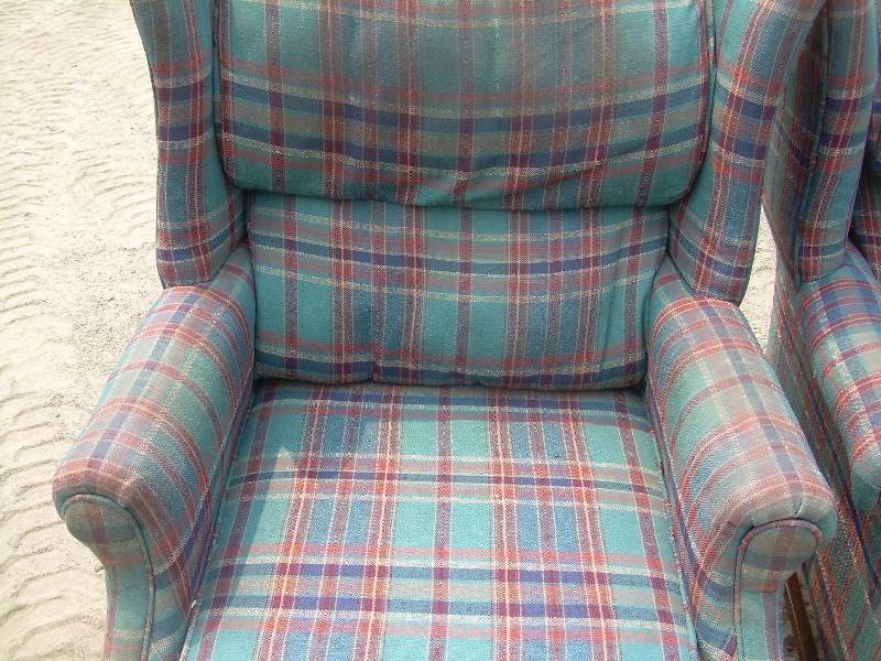 2 arm chairs