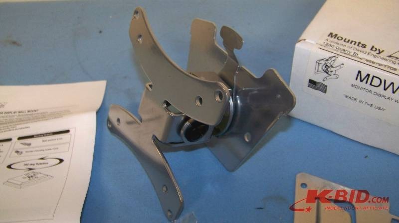 lot 109 image: PDR Mounts, Flat Panel  TV  LCD  Monitor Mount