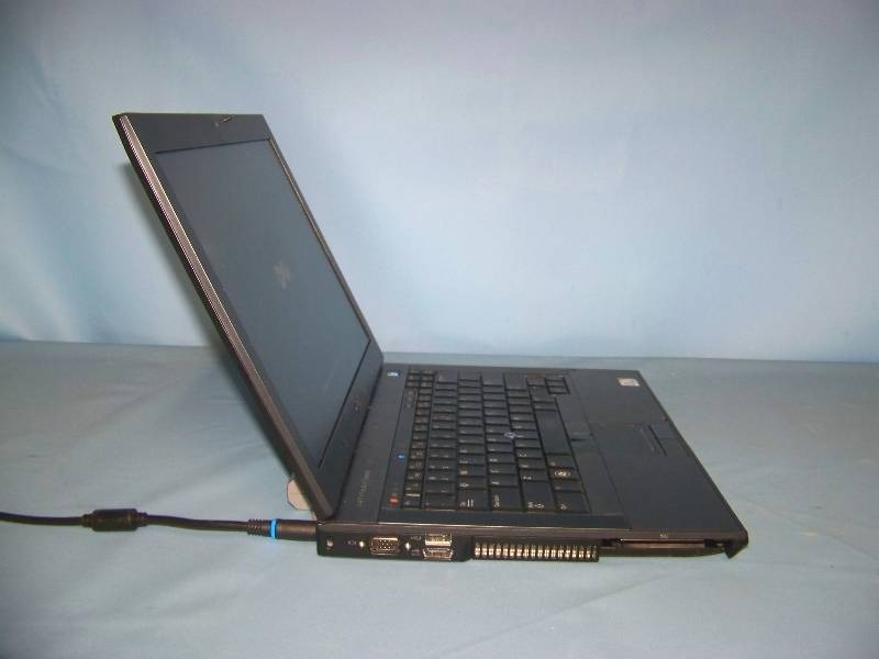 lot 28 image: Dell, Latitude, E6400, Laptop Computer
