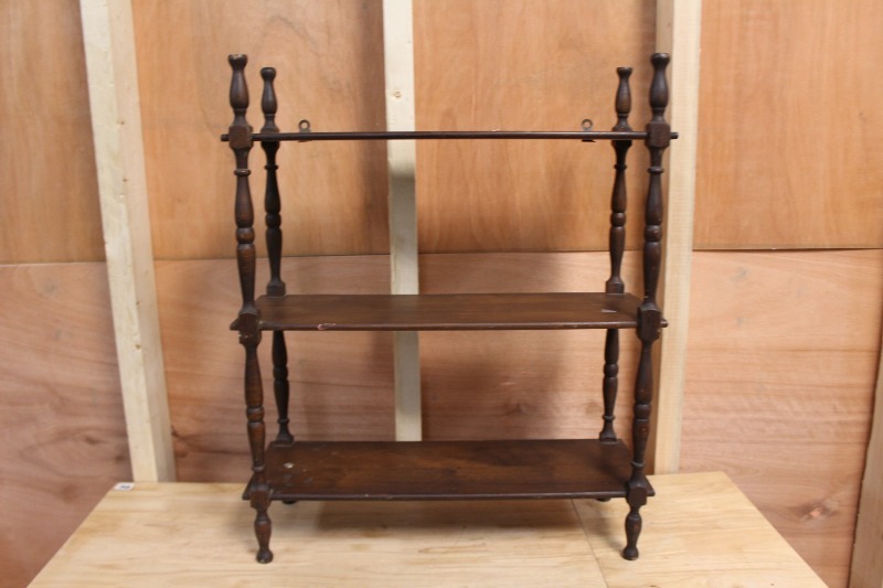 lot 27 image: Small Wood Curio Shelf