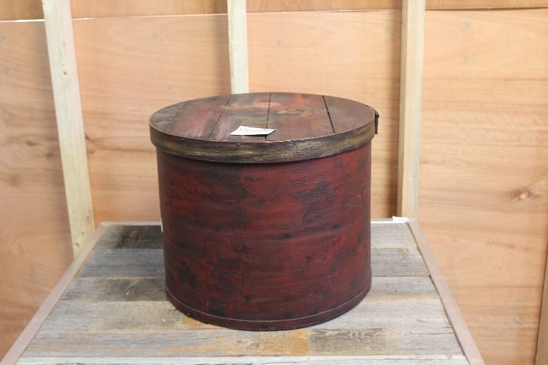 lot 55 image: Vintage Painted Wood Round Container