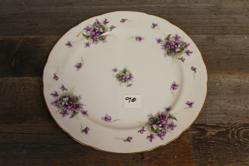 lot 90 image: Rossetti Spring Violets Fine China Plate