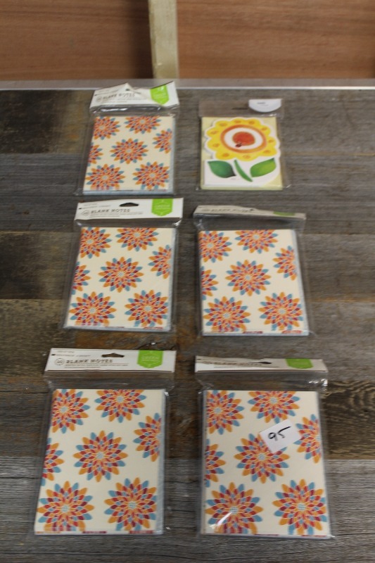 lot 95 image: 6 Packs of 10 Cards with Envelopes