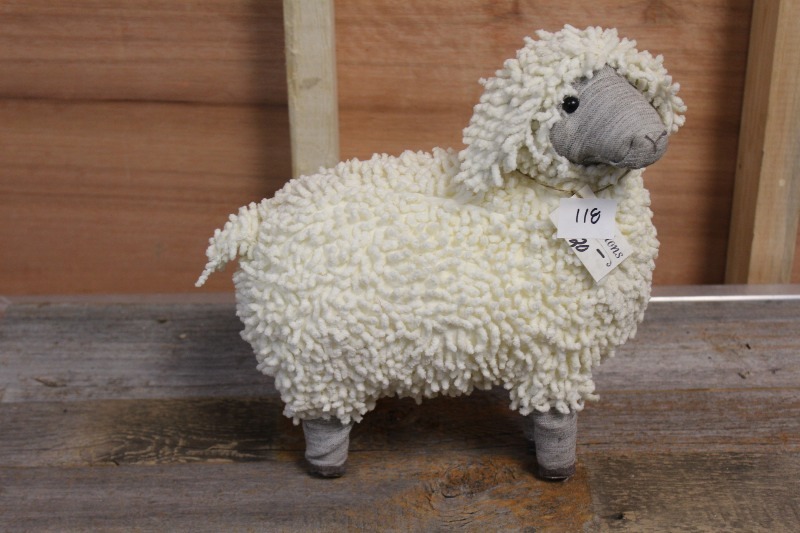 lot 118 image: Sheep