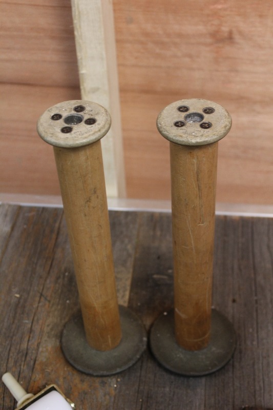 lot 203 image: Wooden Spools and Assorted