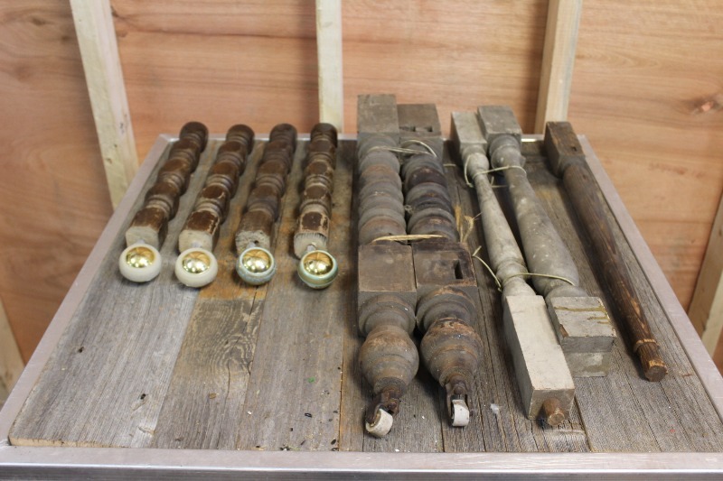 lot 220 image: Lot of Antique Table and Chair Legs