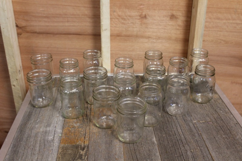 lot 225 image: Vintage Canning Jars