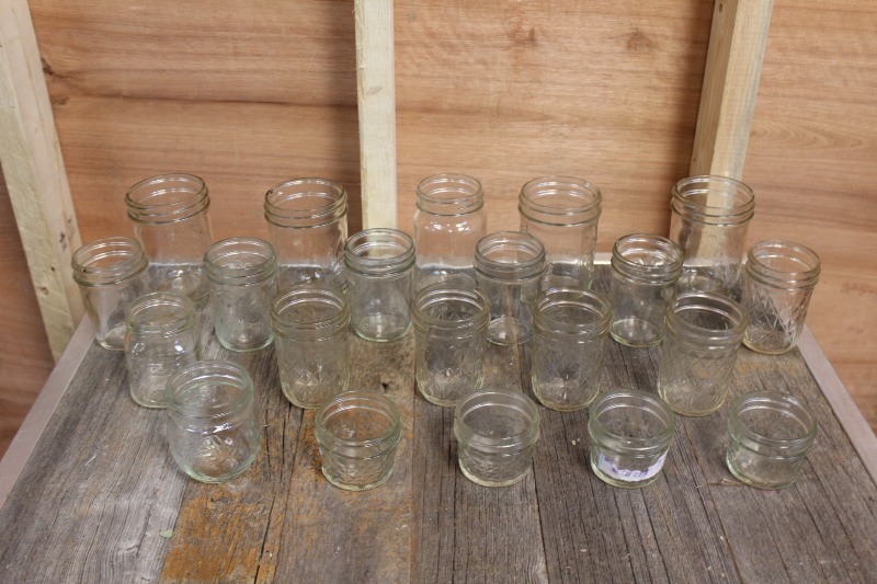 lot 226 image: Vintage Canning Jars