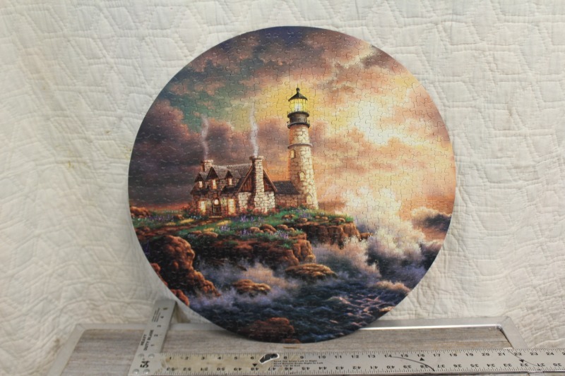 lot 254 image: Round Glued Puzzle