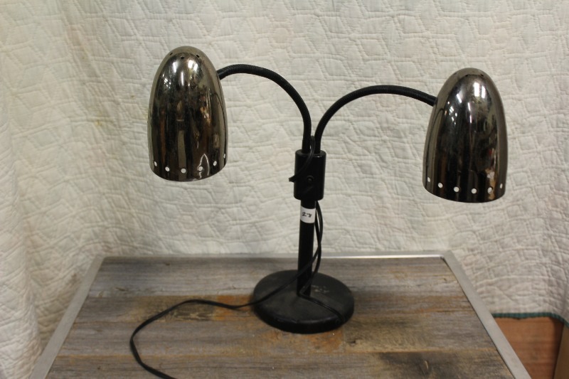 lot 271 image: Desk Lamp