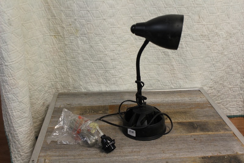 lot 272 image: Desk Lamp