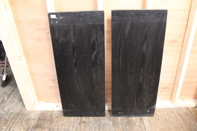 lot 296 image: Pair of Shelving