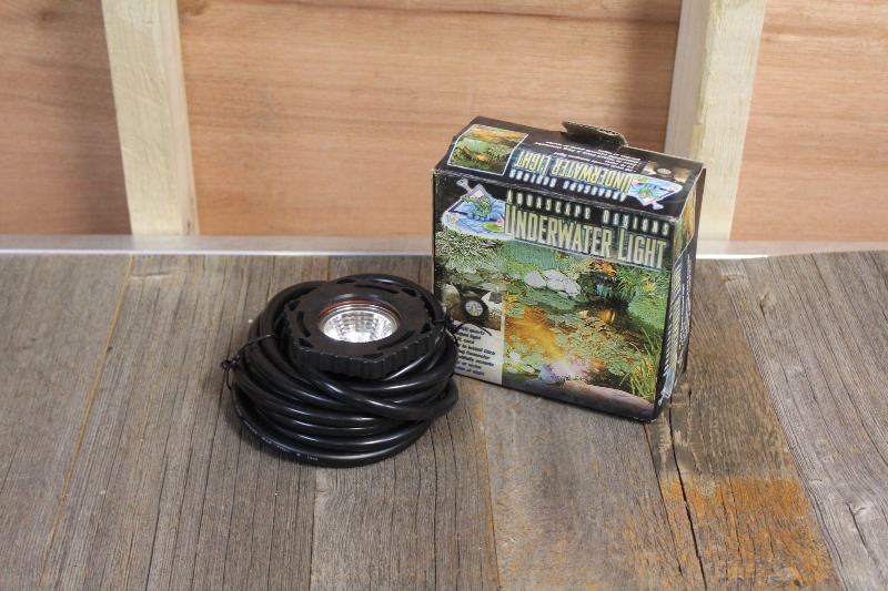 lot 301 image: Outdoor Waterproof Pond Light