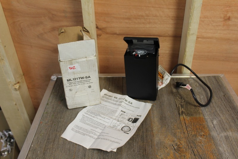 lot 302 image: Outdoor Low Voltage Transformer