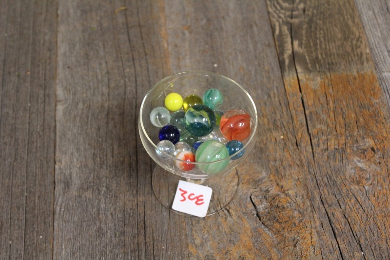 lot 308 image: Lot of Vintage Marbles