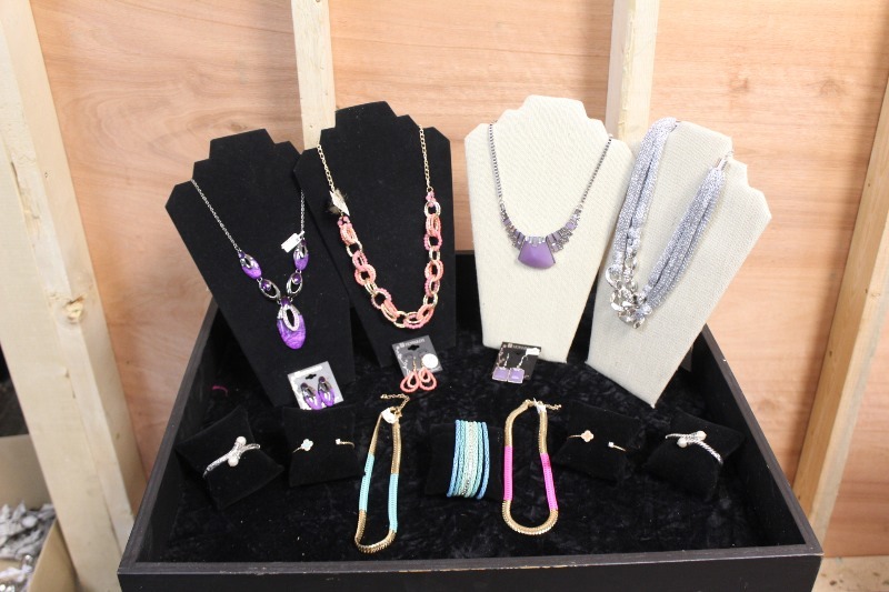 lot 310 image: Large Lot on New With Tags Costume Jewlery
