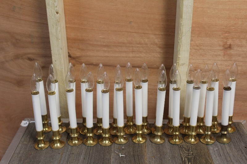 lot 315 image: large lot of Battery Powered Candles