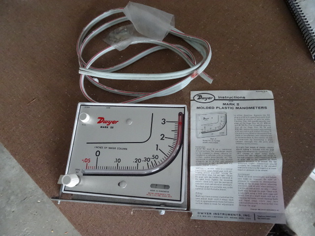 Dwyer Mark II Manometer
