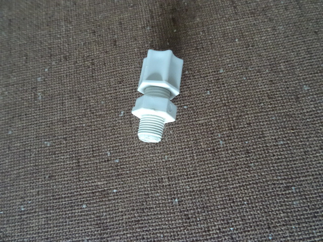 14 npt x 18 tube compression fitting.