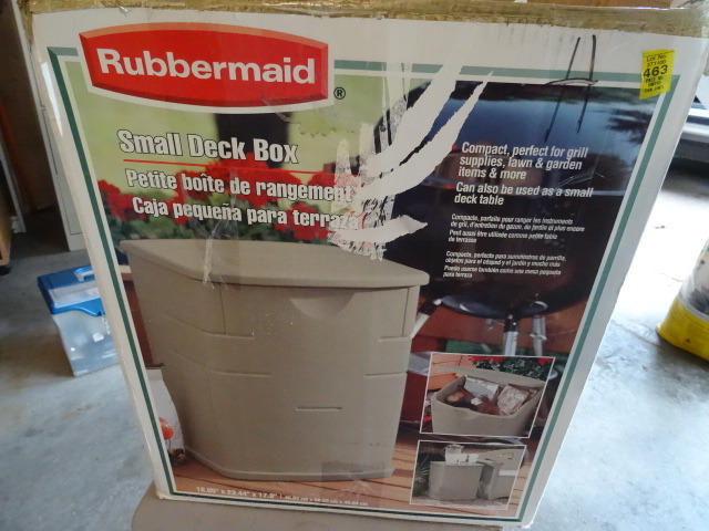 Rubbermaid small deck box.