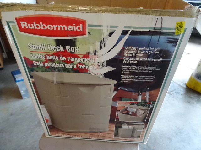 Rubbermaid small deck box.