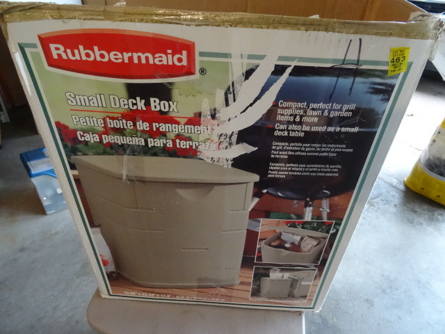 Rubbermaid small deck box.
