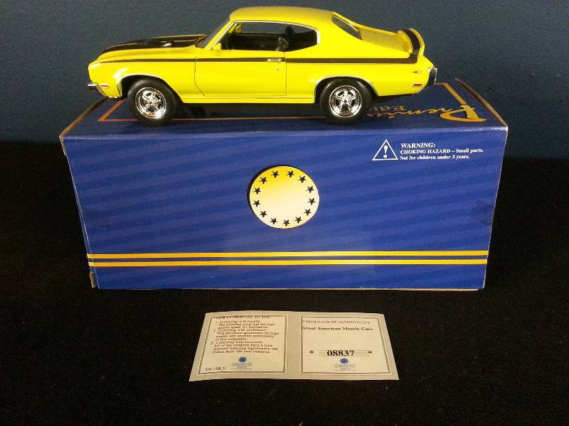 lot 25 image: 1970 Buick GSX 124 Scale MIB