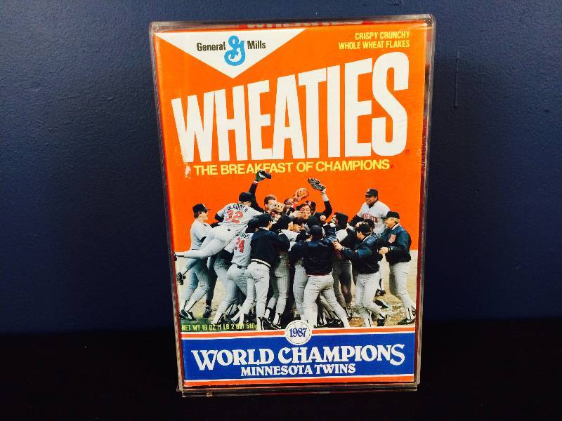 lot 50 image: Unopened 1987 Twins Wheaties Box in Hard Plastic