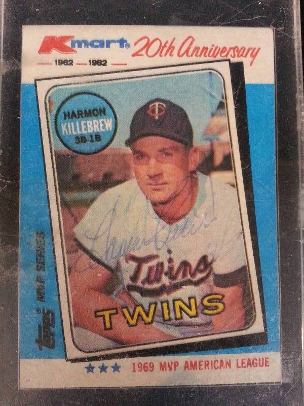 lot 61 image: 1982 Kmart Topps Autographed Harmon Killebrew Baseball Card