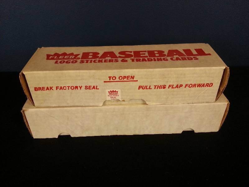 lot 77 image: 1989 Fleer & 1988 Topps Sets