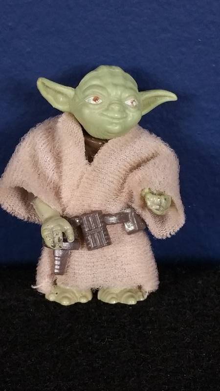 lot 139 image: Original Yoda w Cloak & Belt