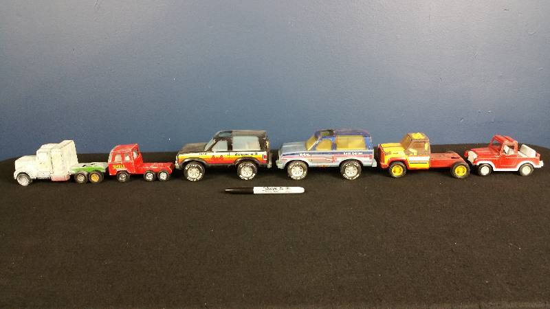 lot 218 image: Vintage Nylint, Tonka, and Other Vehicles
