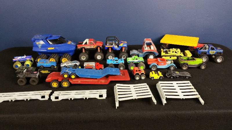 lot 219 image: Large Lot of Hubbley, Tootsietoy, Tonka, Buddy L Vehicles
