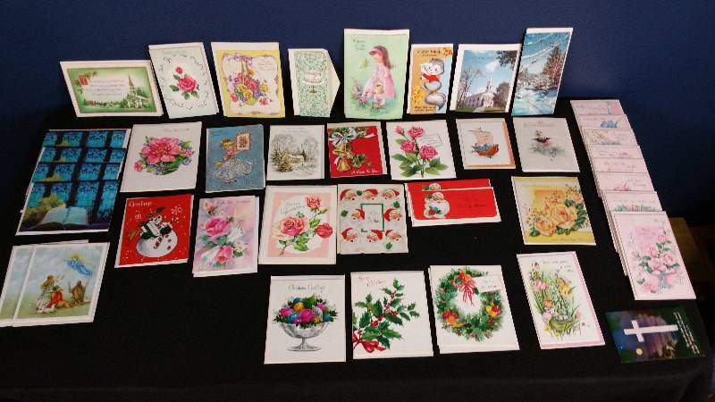 lot 225 image: Vintage Greeting Cards