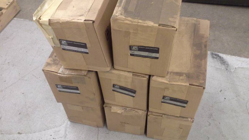 (8) SHAFT ALTERNATOR ROTOR (24 VOLT) 1989320