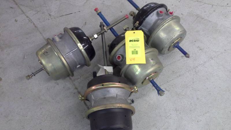 (4) CHAMBER REAR BRAKE GILLIG(see 1256653) (1700 - 1825 ONLY) 53-18736-000 TYPE 30