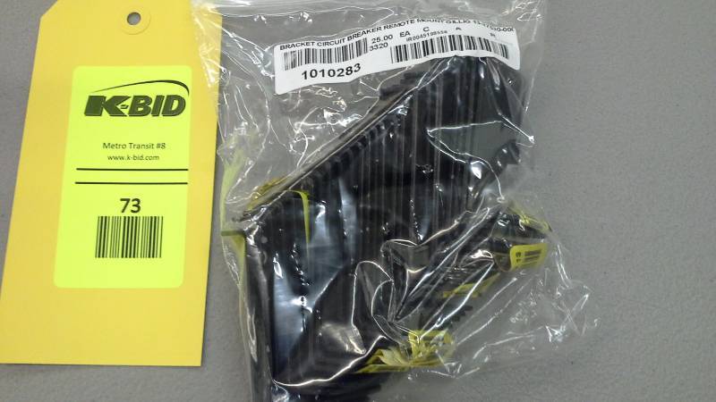 (27) BRACKET CIRCUIT BREAKER REMOTE MOUNT GILLIG 13-37530-000