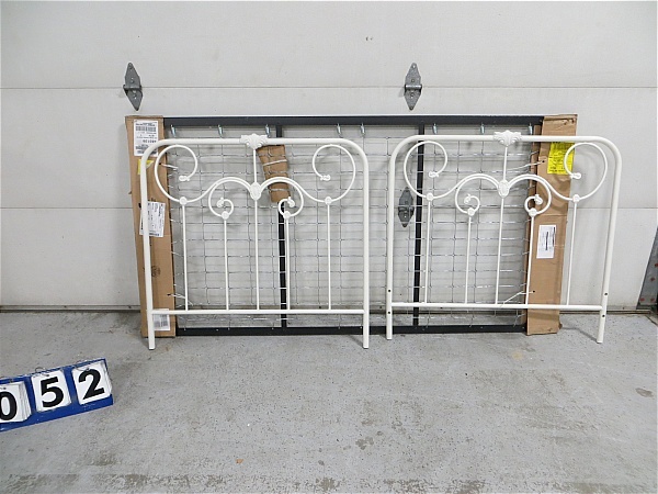 lot 52 image: Single bed headboard, footboard, and spring