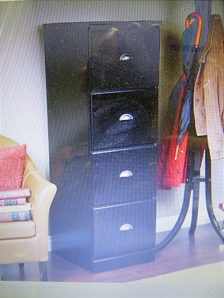 lot 55 image: Velona 4 drawer filing cabinet