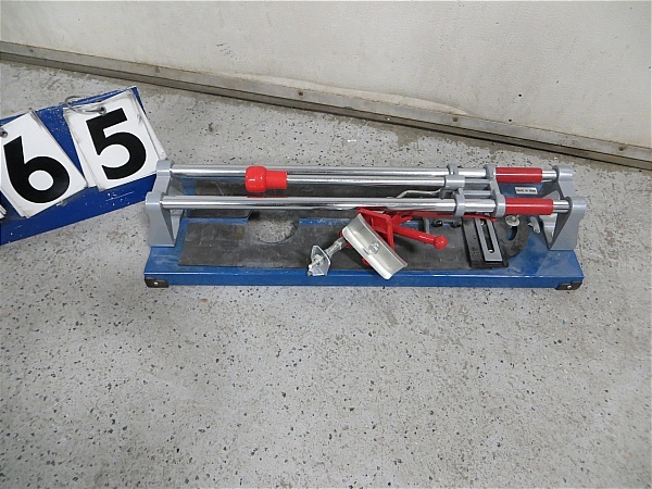 lot 65 image: 16 Tile Cutter