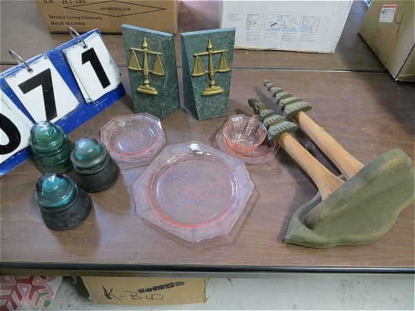 lot 71 image: Pink Depression Glass, Glass insulators and more