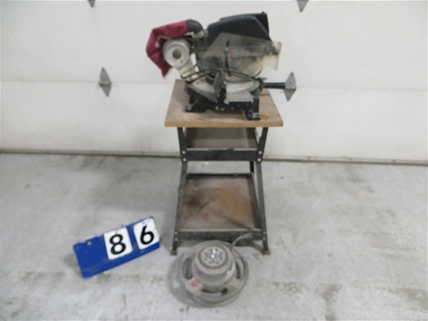 lot 86 image: Miter Saw, Polsiher, Shop table