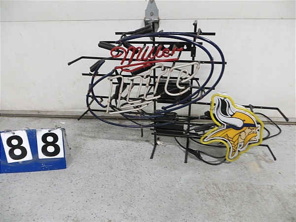 lot 88 image: Vikings Miller Lite Neon Sign