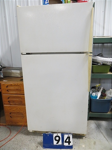 lot 94 image: Refrigerator