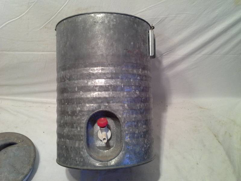 lot 21 image: Antique Galvanized Water Cooler