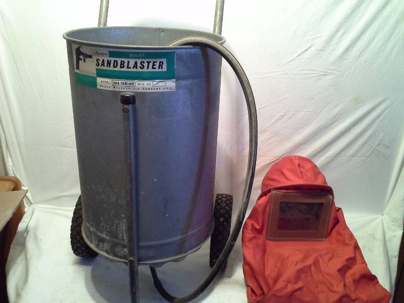 lot 35 image: Sears Utilty Sandblaster & Helmet