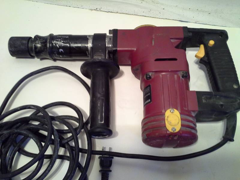 lot 51 image: 10 Amp Heavy Duty Professional Demolition Hammer